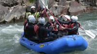 Young participants in the AVENIR project discovering a mountain activity (rafting)